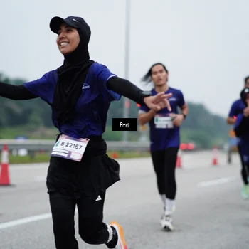 Runner Photo 7460445