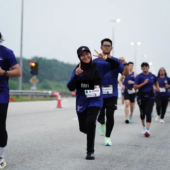 Runner Photo 7460459