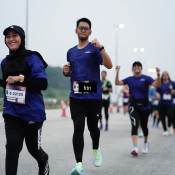 Runner Photo 7460505