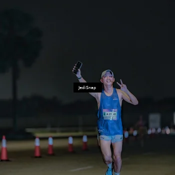 Runner Photo 7460532