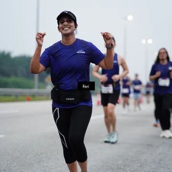 Runner Photo 7460533