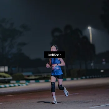 Runner Photo 7460535