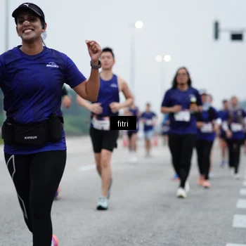 Runner Photo 7460542