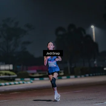 Runner Photo 7460550