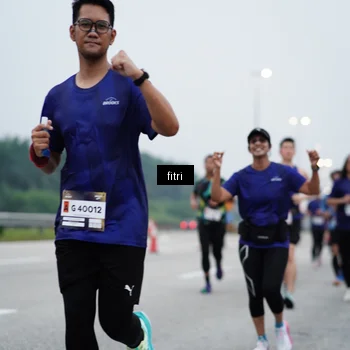 Runner Photo 7460554