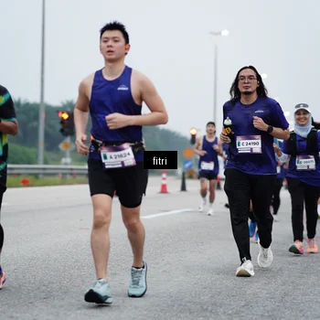 Runner Photo 7460559