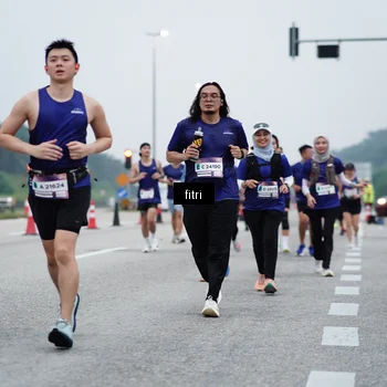 Runner Photo 7460560