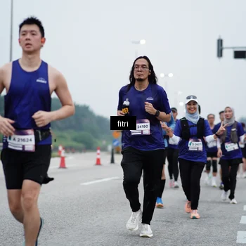 Runner Photo 7460572