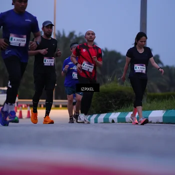 Runner Photo 7460625