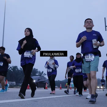 Runner Photo 7460637