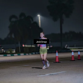 Runner Photo 7460638