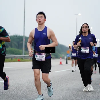 Runner Photo 7460643