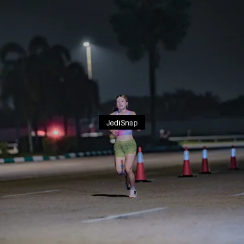 Runner Photo 7460644