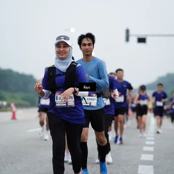 Runner Photo 7460658