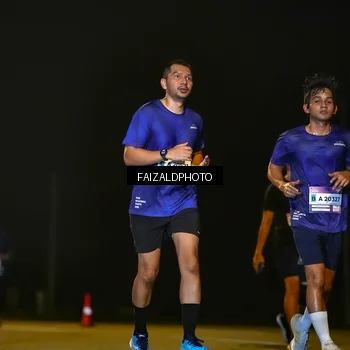 Runner Photo 7460663