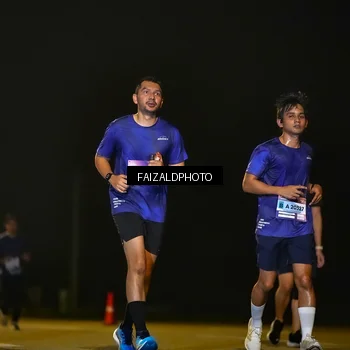 Runner Photo 7460689