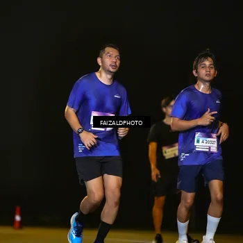 Runner Photo 7460707
