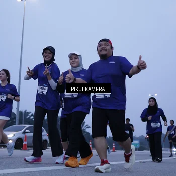 Runner Photo 7460708