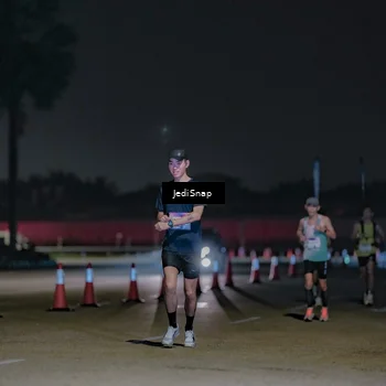 Runner Photo 7460711