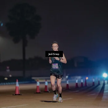 Runner Photo 7460722