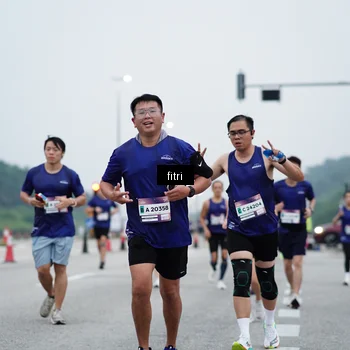 Runner Photo 7460741