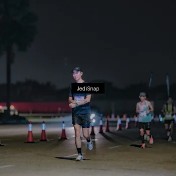 Runner Photo 7460791