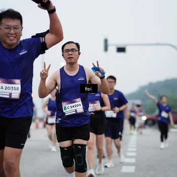 Runner Photo 7460815