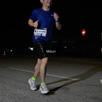 Runner Photo 7460834