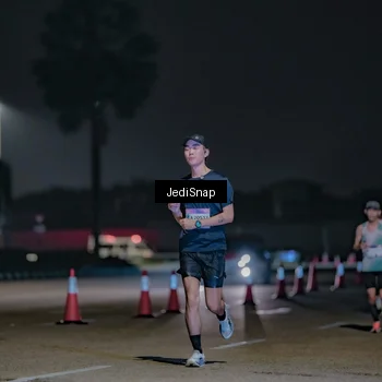 Runner Photo 7460835