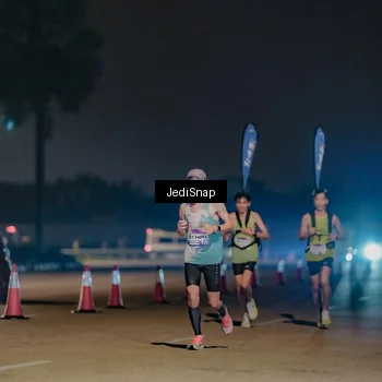 Runner Photo 7460852