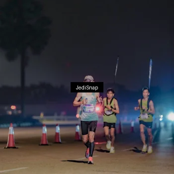 Runner Photo 7460874