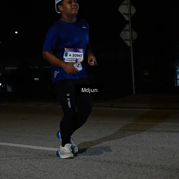 Runner Photo 7460878