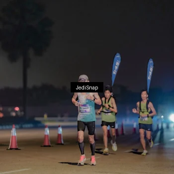 Runner Photo 7460882