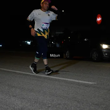 Runner Photo 7460924