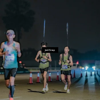 Runner Photo 7460930