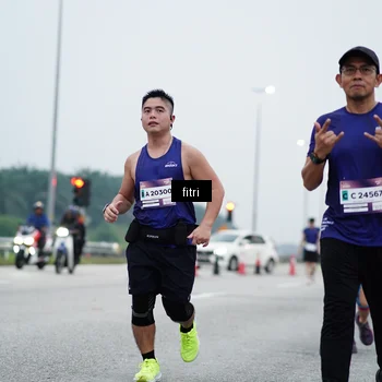 Runner Photo 7460935