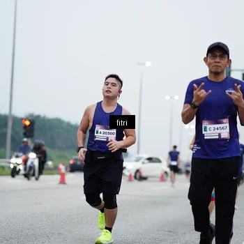 Runner Photo 7460936