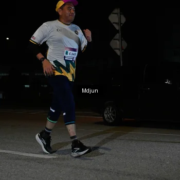 Runner Photo 7460940