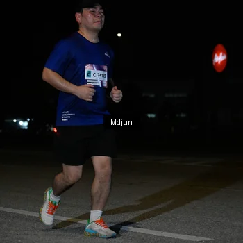 Runner Photo 7460970