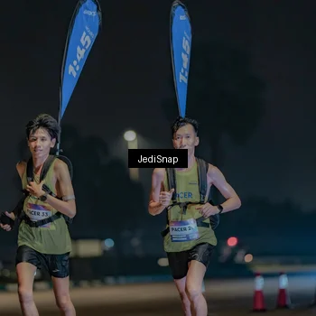 Runner Photo 7461011