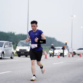 Runner Photo 7461028