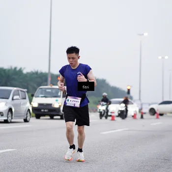 Runner Photo 7461032