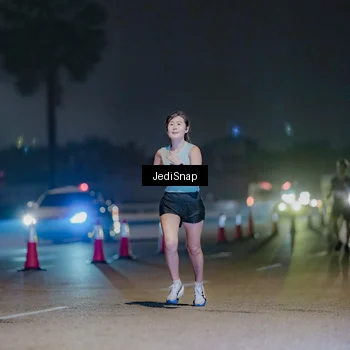 Runner Photo 7461051
