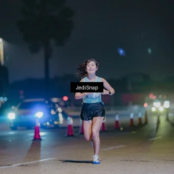 Runner Photo 7461059