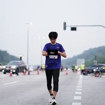 Runner Photo 7461068