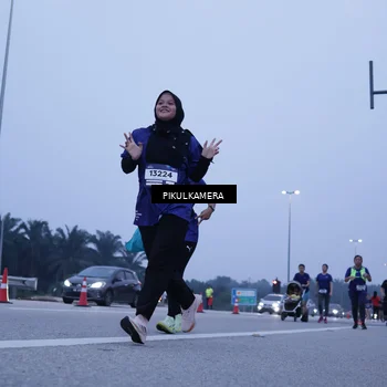 Runner Photo 7461077
