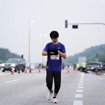 Runner Photo 7461080