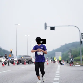 Runner Photo 7461091