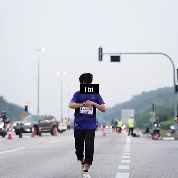 Runner Photo 7461100