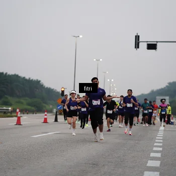 Runner Photo 7461109